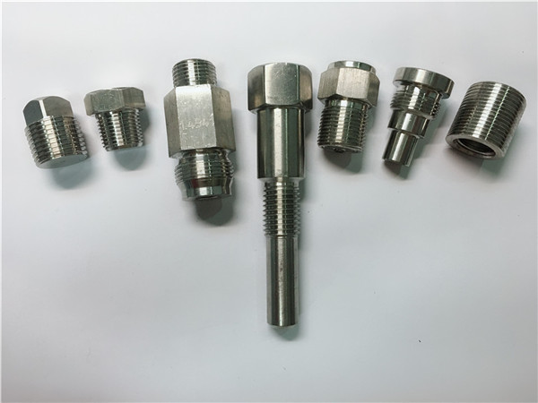 högkvalitativa oem svarvmaskiner fästelement av rostfritt stål tillverkad av CNC-bearbetning