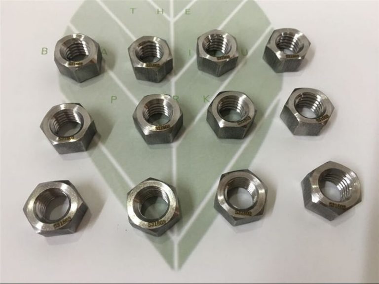 duplex 2205 a182 f51 uns s31803 en1.4462 hex bolt din933 fästelement